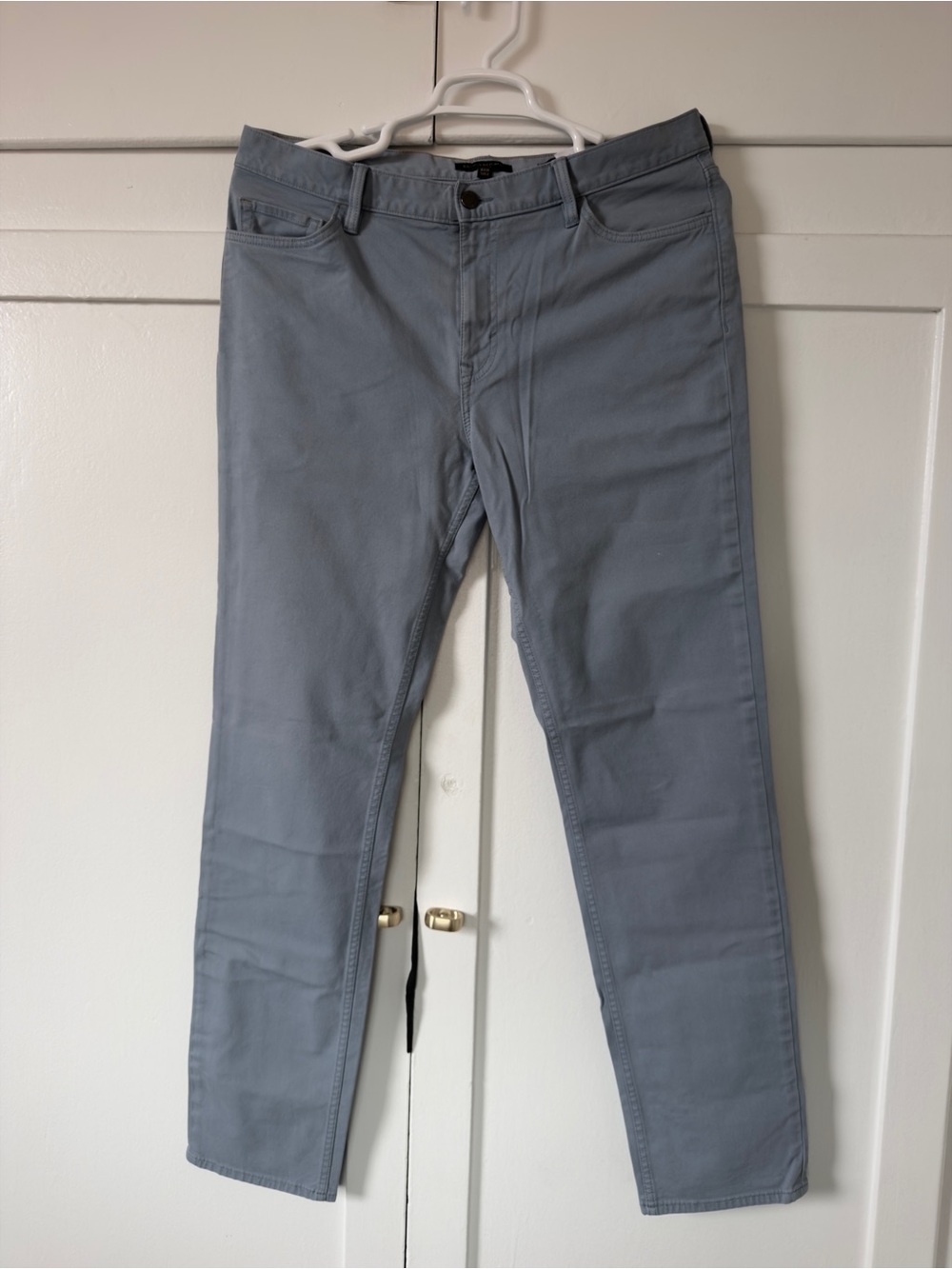 Banana Republic Men's Slim Straight Traveler Jeans in Light Blue